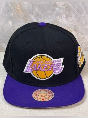 Mitchell & Ness LA Lakers 2009 Champions Snapback Hat Black Purple NBA
